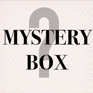 Women’s Mystery Reseller Box 8 items for $30